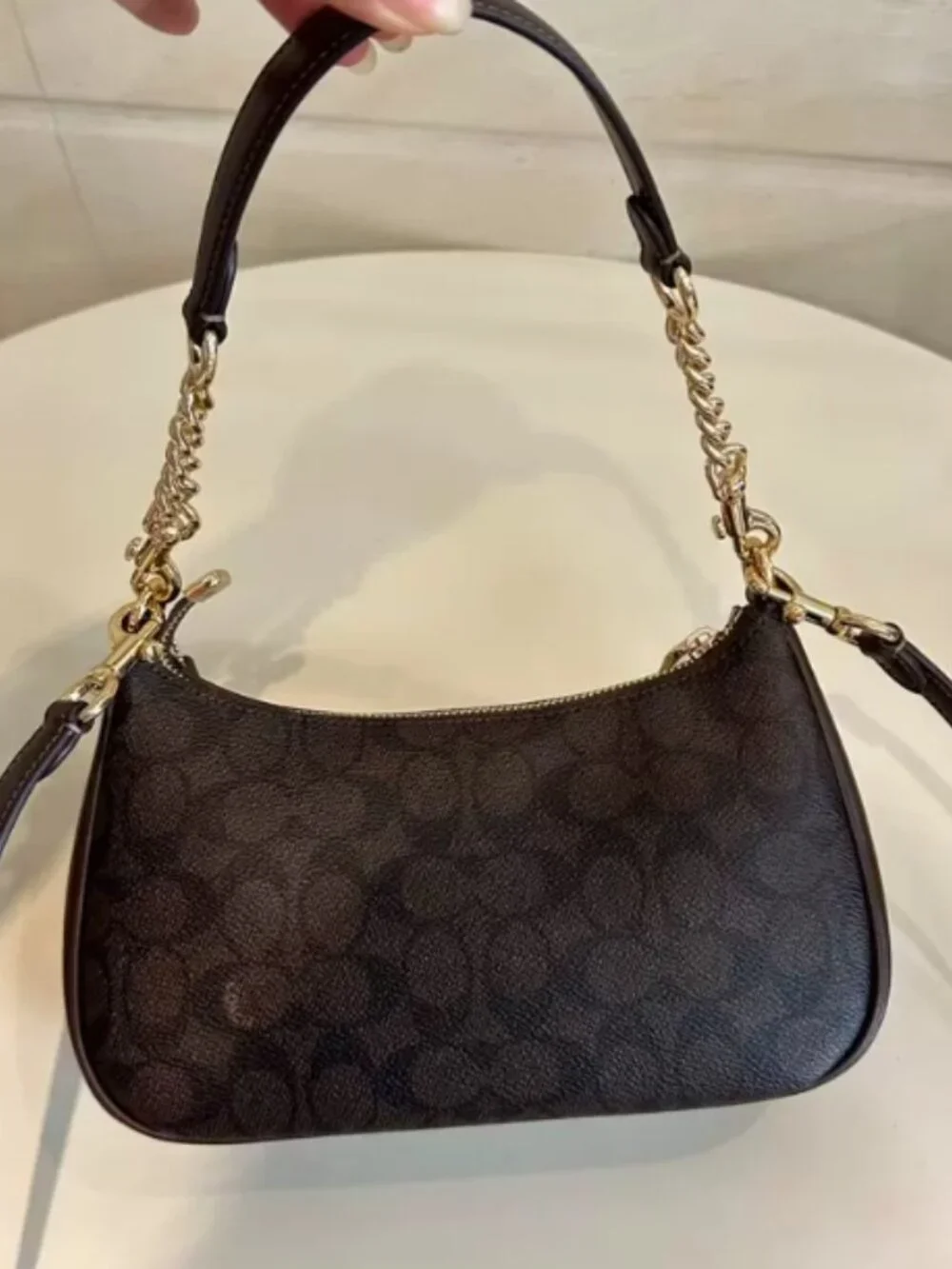 Signature Brown Canvas Shoulder Bag Crossbody Purse Gold Chain Detail Excellent